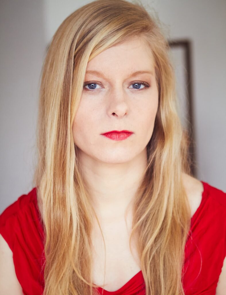 3 Schauspielerfoto Isabel Sulger Büel Helligkeit